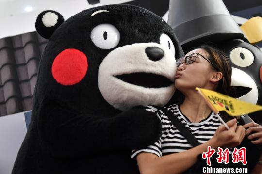 くまモンが広州のイベントに登場(chǎng)　たちまち人だかり