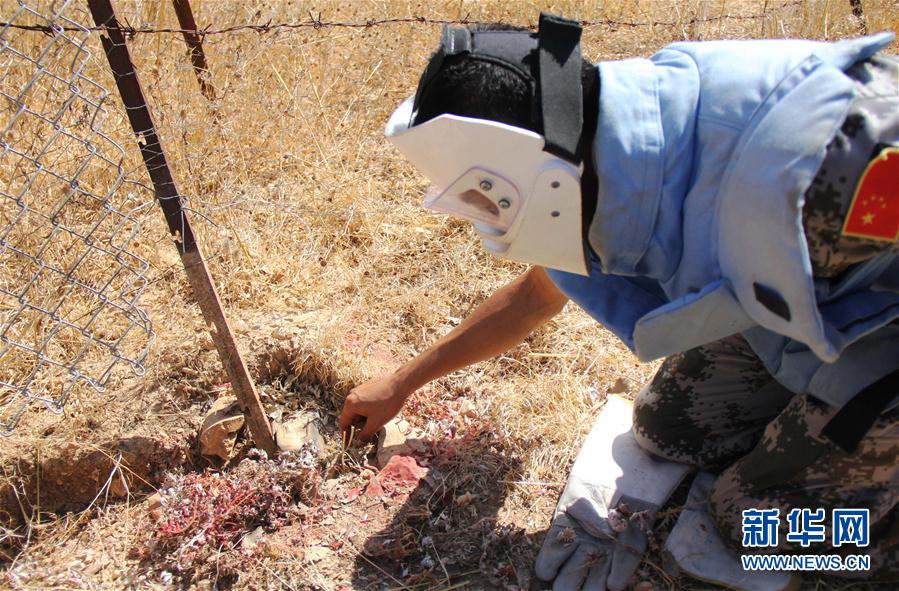 生死を恐れず「死のゾーン」を何度も通行　中國PKO部隊(duì)の地雷撤去