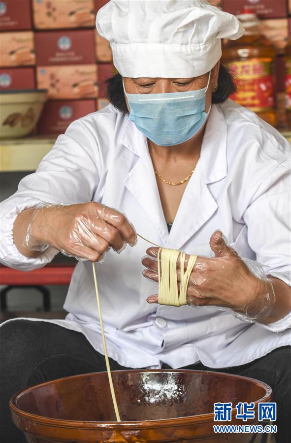 全國展開するご當(dāng)?shù)廿哎毳帷『颖笔【氨h