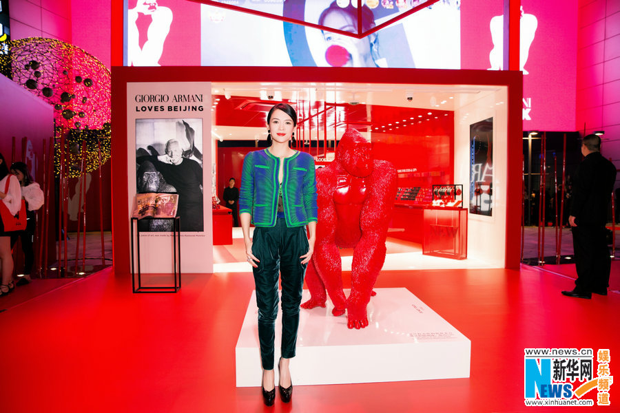 章子怡、キュートな魅力でオープニングセレモニーの注目の的に