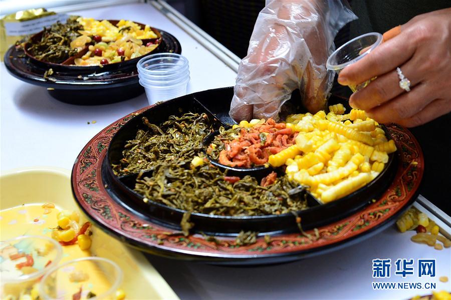 「舌で味わう」第14回中國-ASEAN博覧會　各國のグルメが集結　広西
