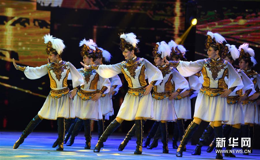 第26回金鶏百花映畫(huà)祭が開(kāi)幕中國(guó)と外國(guó)映畫(huà)84作品を上映