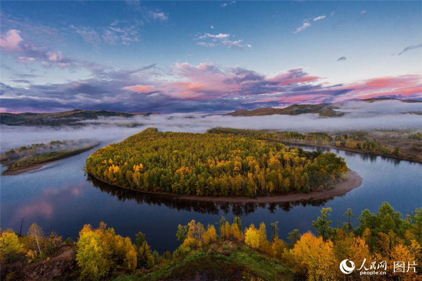 9月の仙境、モリダガ國家森林公園　內(nèi)モンゴル