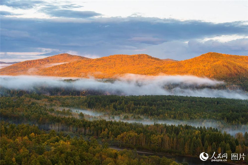 9月の仙境、モリダガ國家森林公園　內(nèi)モンゴル