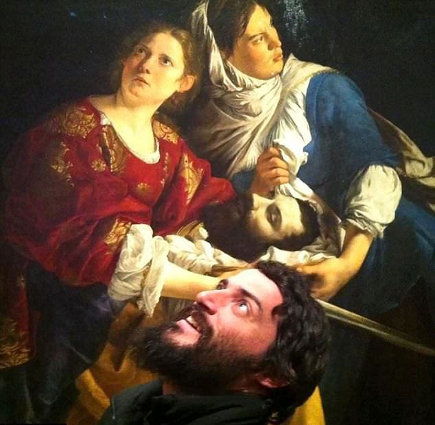 モデルは私？人物畫(huà)とそっくりさんの寫(xiě)真がネットで話題に