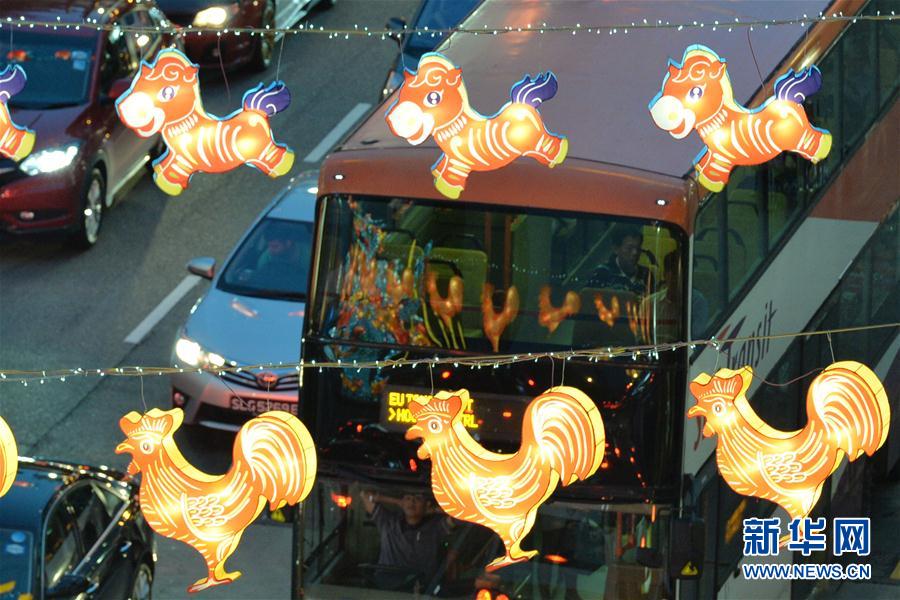 シンガポールのチャイナタウン?牛車(chē)水に中秋節(jié)のランタン燈る