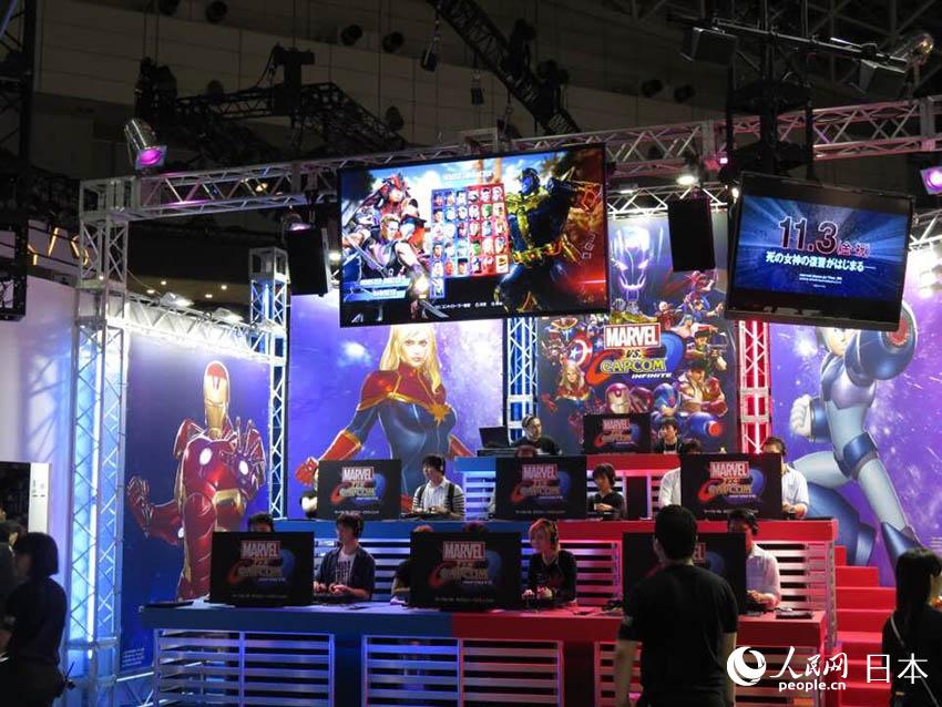 東京ゲームショウ2017一般公開日スタート ブースに大挙するゲーム愛好家たち。