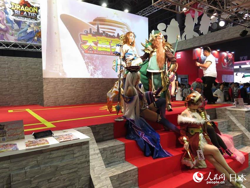 東京ゲームショウ2017一般公開日スタート　ブースにゲーム愛好家大挙