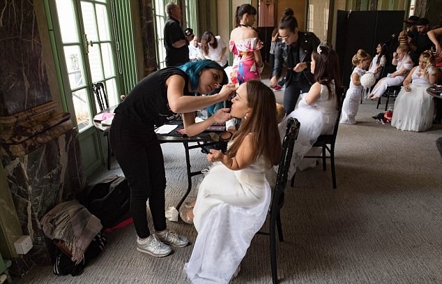 パリコレで小人癥モデルを起用したファッションショー開催へ　フランス