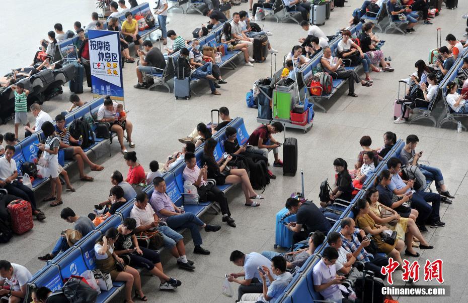 國慶節(jié)連休の特別輸送體制スタート