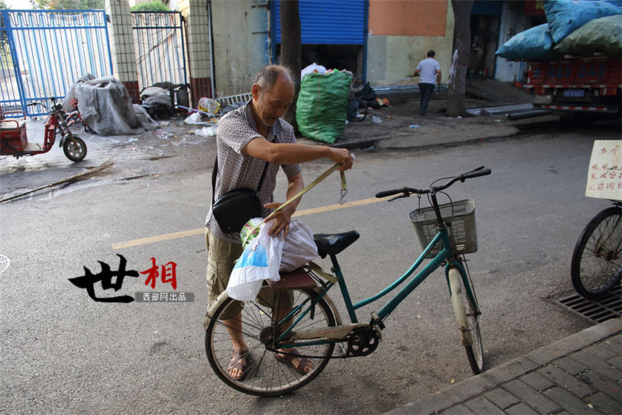 20年の歴史誇る古本屋　店主の日課は読書　西安市
