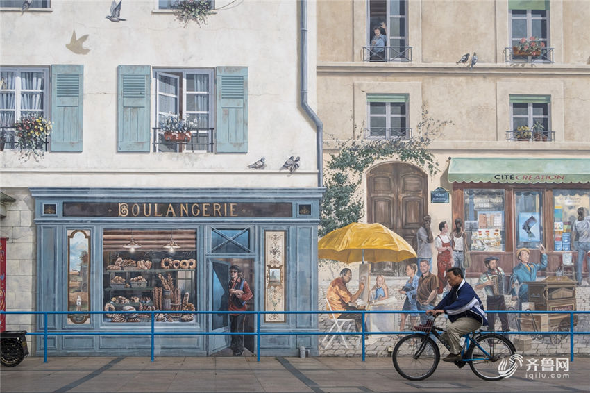 気分はヨーロッパ　上海に歐州風(fēng)建築の絵で覆われた建物登場