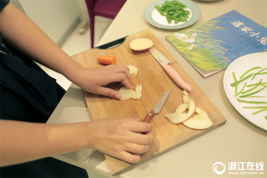 アートのような完成度！　絵本のイラストそっくりの朝食を作る杭州の女性