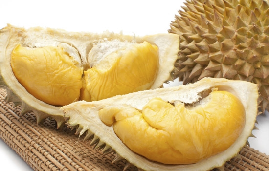 ドリアンはなぜ臭いのか？科學(xué)者が謎を解明