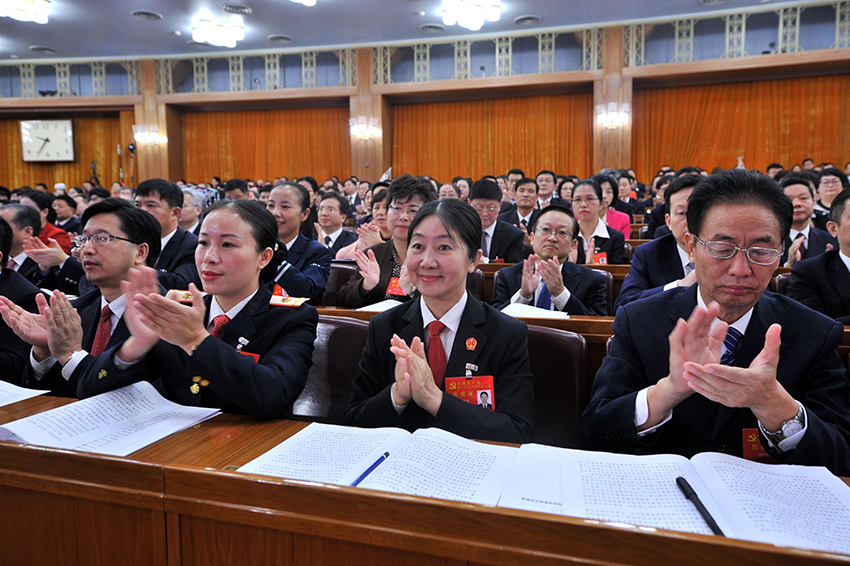 第19回黨大會(huì)開幕　國內(nèi)外の報(bào)道陣が注目