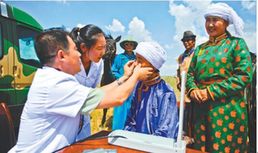 中國(guó)國(guó)民81.7％「自分の生活は5年前より明らかに良くなった」