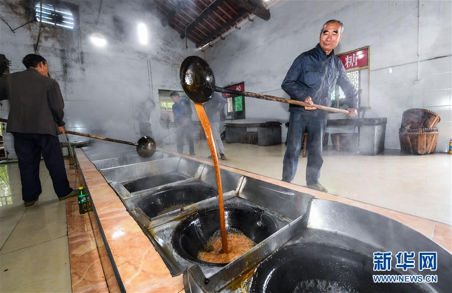 浙江省の村に漂う甘い香り　黒砂糖生産が繁忙期に突入