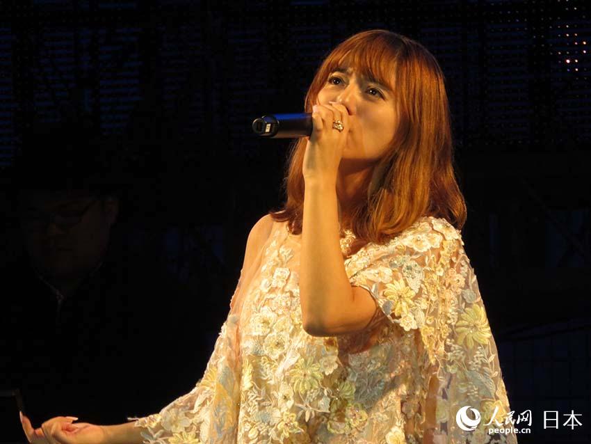 「チャイナフェス2017」に歌手のalan登場、雨の中名曲を披露　日本