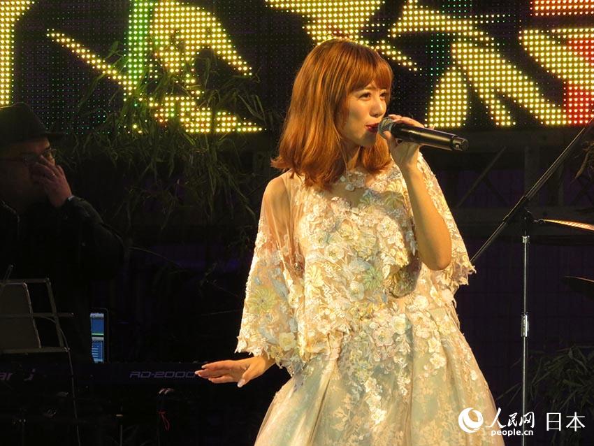 「チャイナフェス2017」に歌手のalan登場、雨の中名曲を披露　日本