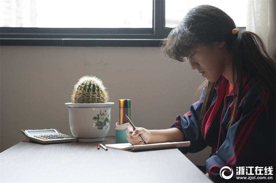 手描きの挿絵に説明文、女子中學生の科學のノートが話題に