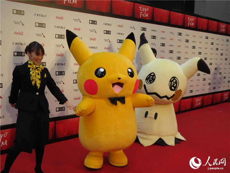 第30回東京國(guó)際映畫祭開幕　中日の映畫人がレッドカーペットに登場(chǎng)