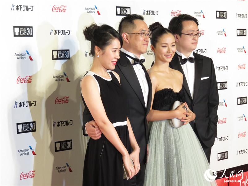 第30回東京國(guó)際映畫祭開(kāi)幕　中日の映畫人がレッドカーペットに登場(chǎng)