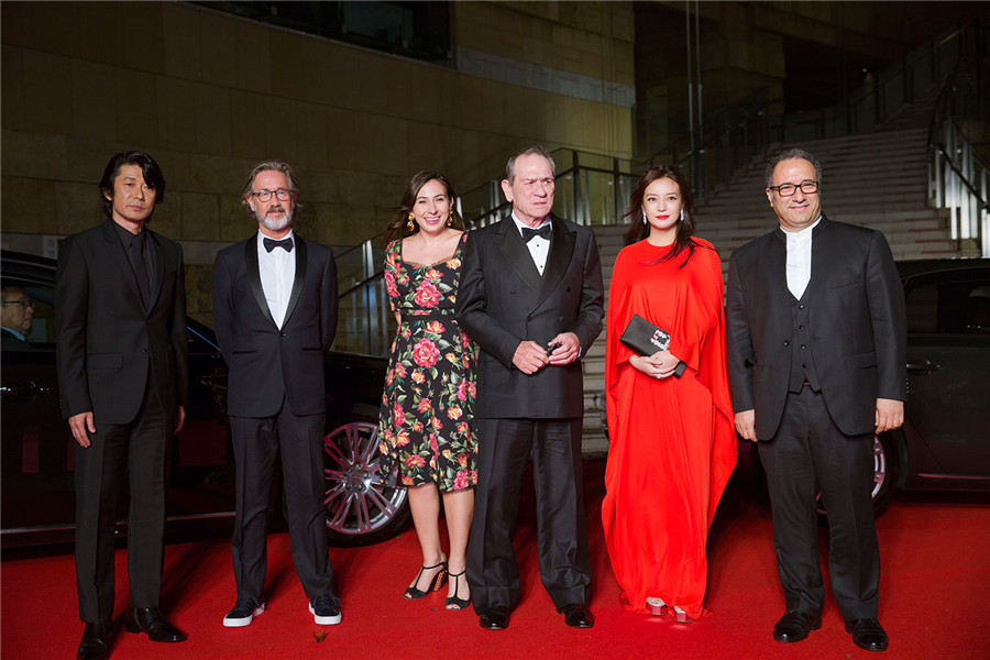 第30回東京國際映畫祭開幕　レッドカーペットにヴィッキー?チャオ登場