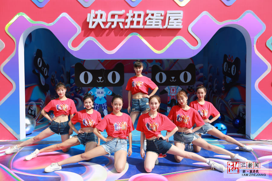 天貓、ダブル11の景気づけに社員に世界各國のグルメふるまう