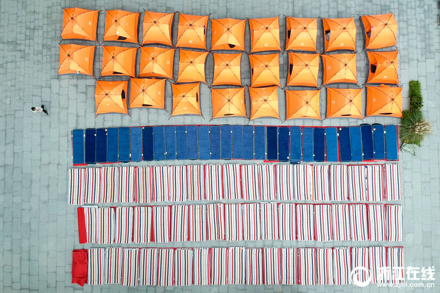 ダブル11に備え、アリババ社員たちに応援グッズ配布