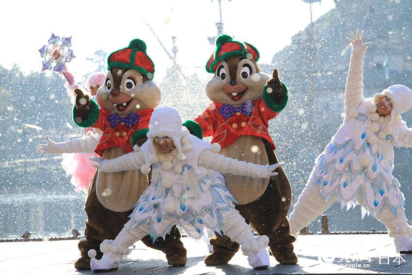 東京ディズニーランドでスペシャルイベント「クリスマス?ファンタジー」