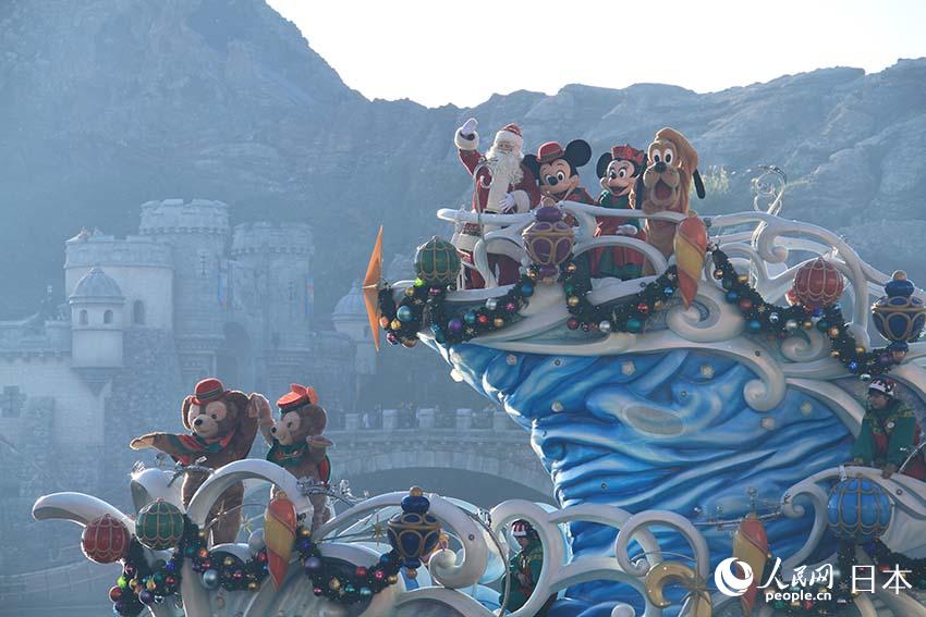 東京ディズニーランドでスペシャルイベント「クリスマス?ファンタジー」