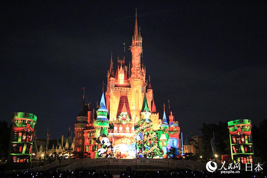 東京ディズニーランドでスペシャルイベント「クリスマス?ファンタジー」
