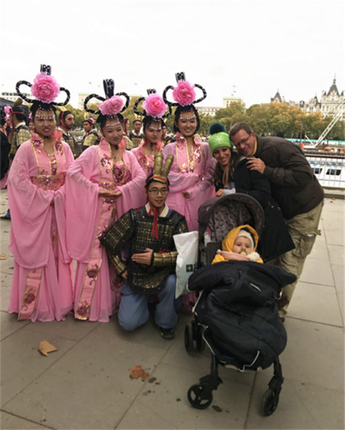 「兵馬俑」フラッシュモブでロンドン市民に陝西省観光をアピール