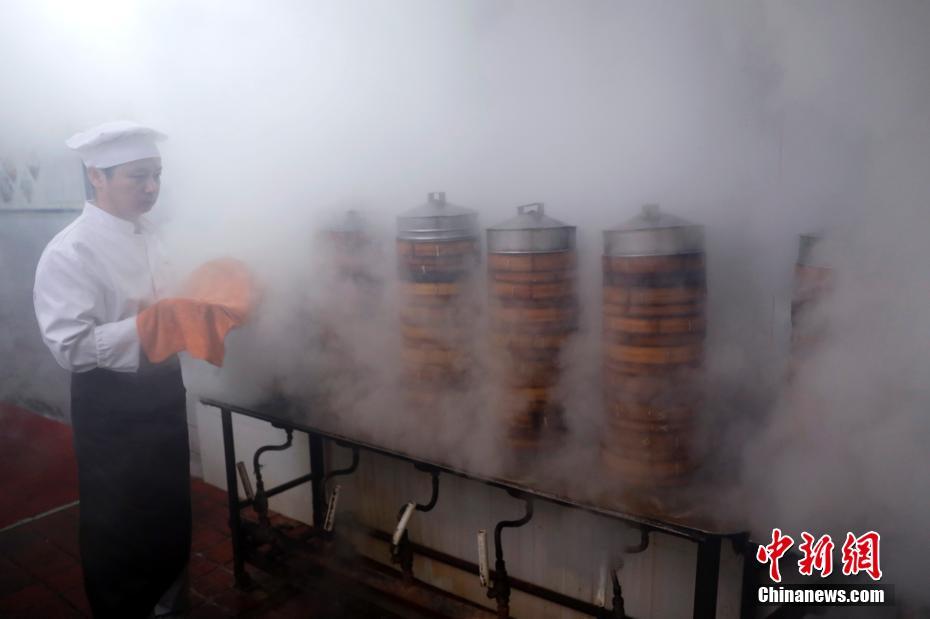 上海の國家級伝承人　新たな南翔小籠を開発