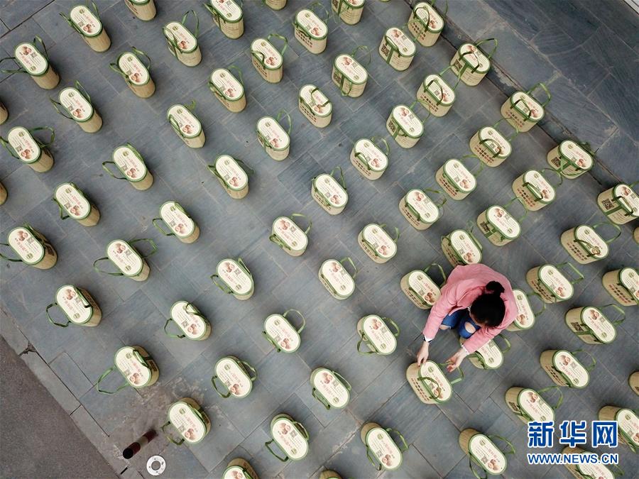 農(nóng)産品の通販、竹製のパッケージで人気に　貴州省