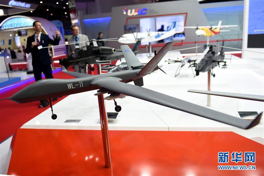 中國國産航空機がドバイ國際航空ショーに登場