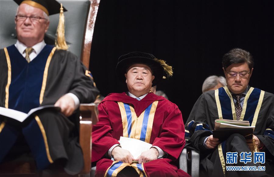 香港の大學(xué)がノーベル文學(xué)賞受賞者の莫言氏らに名譽(yù)博士號(hào)授與