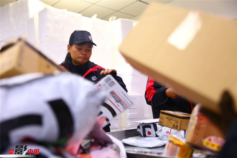 女性配達員の「ダブル11」は「爆買い」ではなく「爆配達」