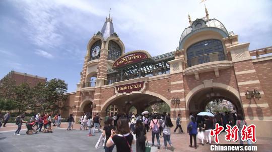 上海ディズニー、來園者の食品?アルコール飲料の持込を禁止