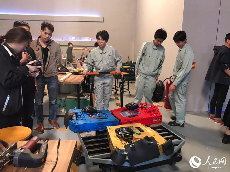 日本の高校チーム、中國のロボット格闘技大會(huì)に出場(chǎng)