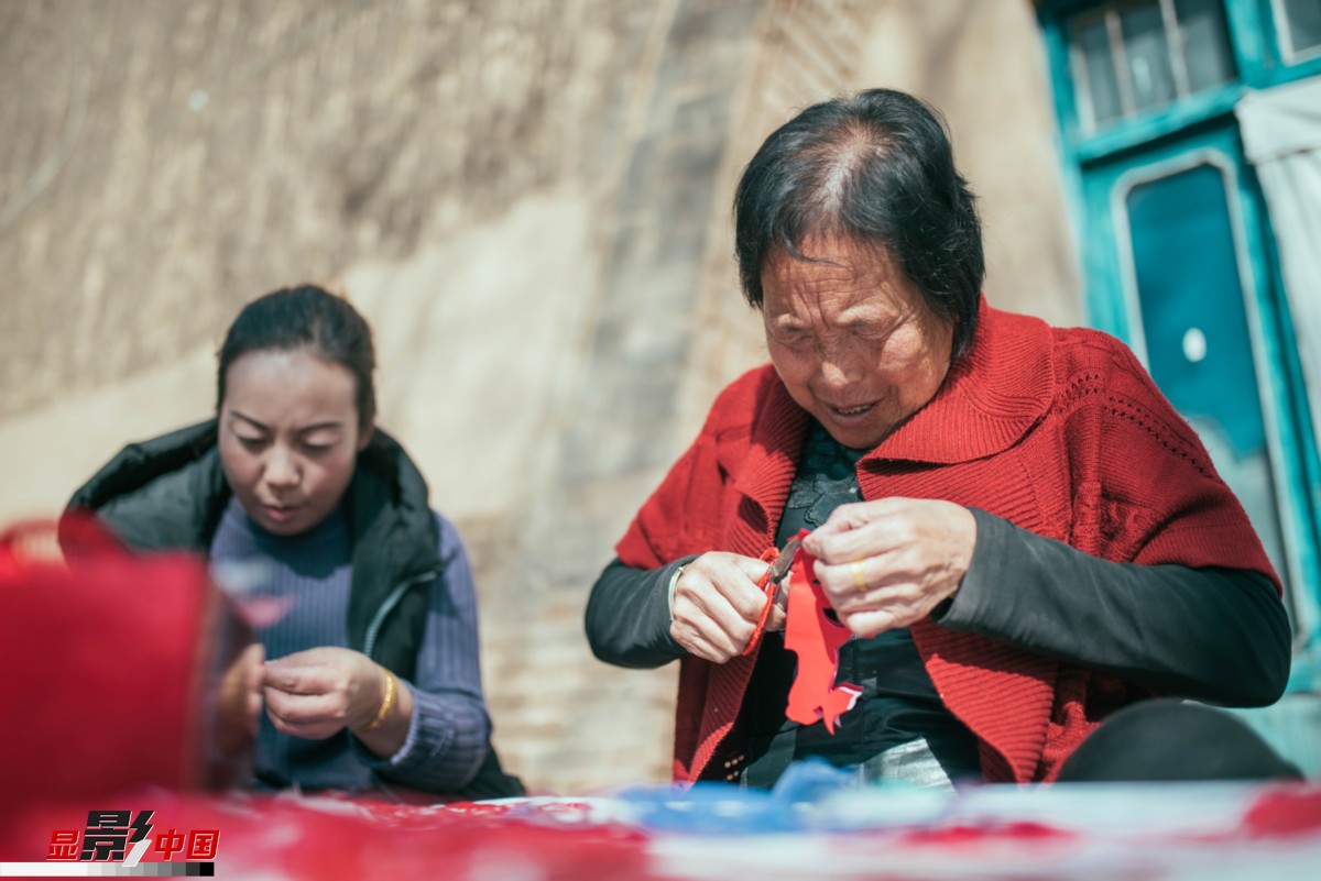 暮しの溫かみや幸福への願(yuàn)いあふれる慶陽剪紙