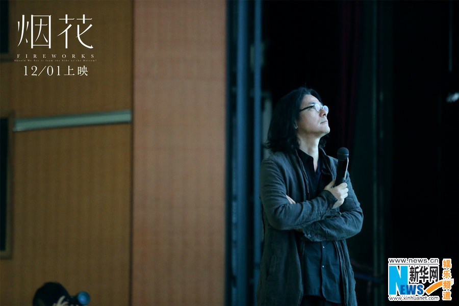 中國(guó)、アニメ映畫「打ち上げ花火」PRイベントに巖井俊二監(jiān)督が登壇