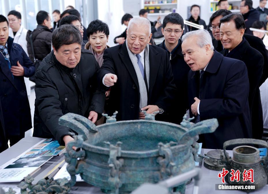 北京故宮博物院に明の時(shí)代の文化財(cái)「絲路山水地図」を贈(zèng)呈