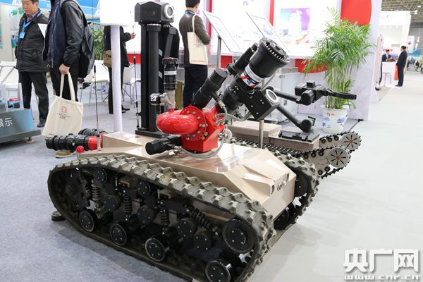 武漢で第1回中國工業(yè)デザイン展　最新成果が勢(shì)揃い