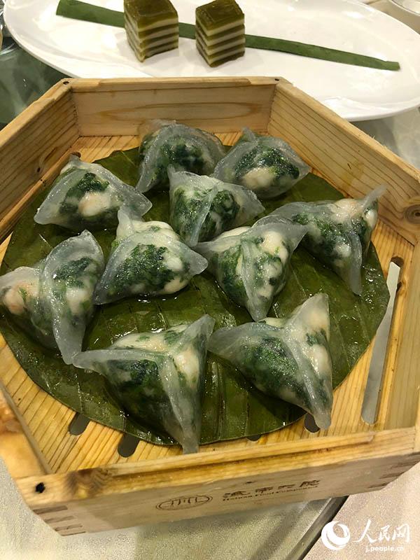 ?？冥蝸唤y(tǒng)的な喫茶スタイル「老爸茶」