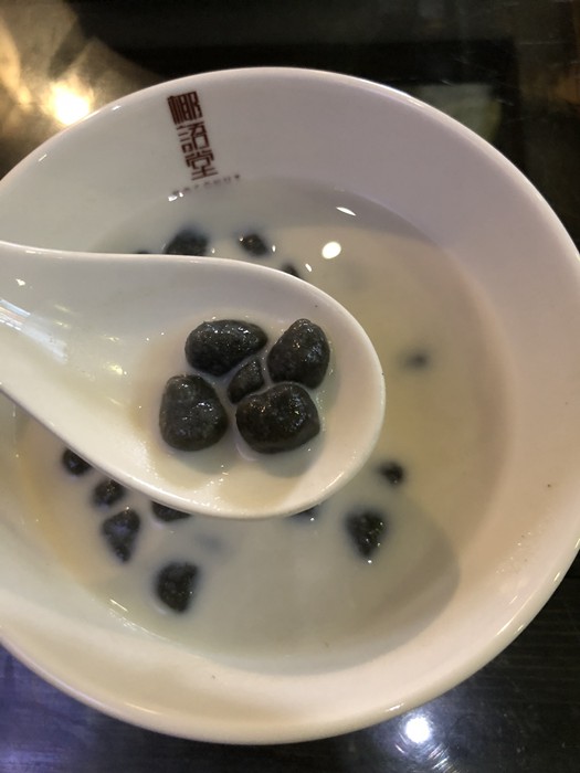 名前はビックリでも身體にとっても良い海南島の薬草スイーツ