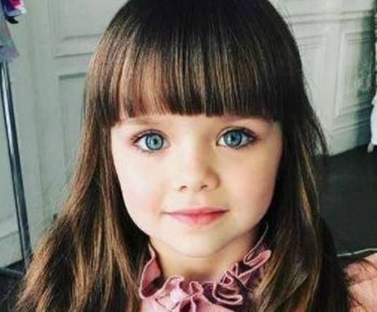 西洋人形そっくり！ロシアの6歳少女、その美しさで大評判