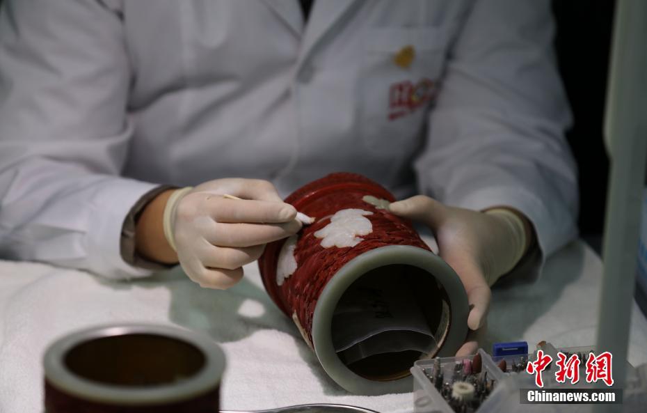 最先端の文化財保護(hù)機(jī)関　文化財のハイテク修復(fù)?保護(hù)を行う故宮文物醫(yī)院