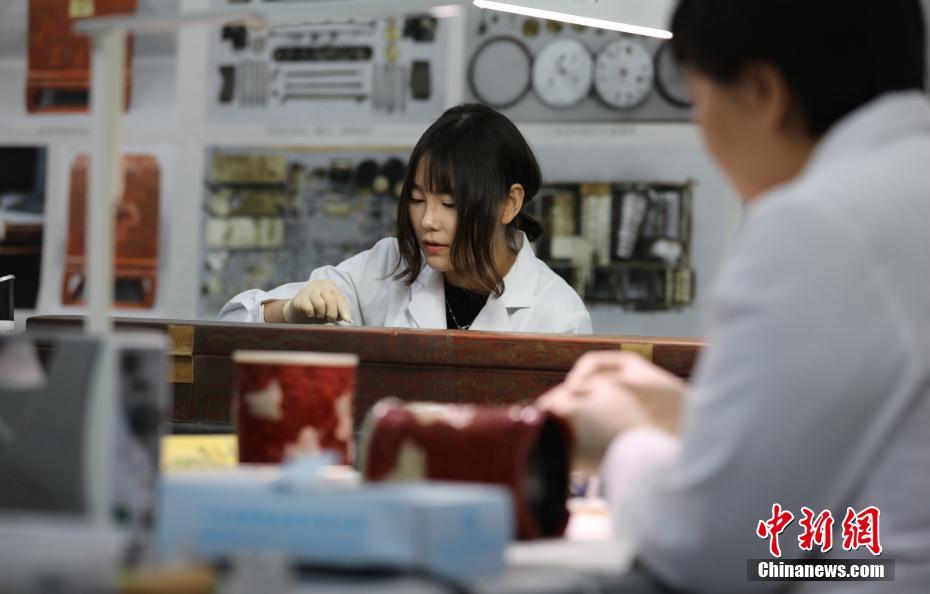 最先端の文化財保護機関　文化財のハイテク修復?保護を行う故宮文物醫(yī)院