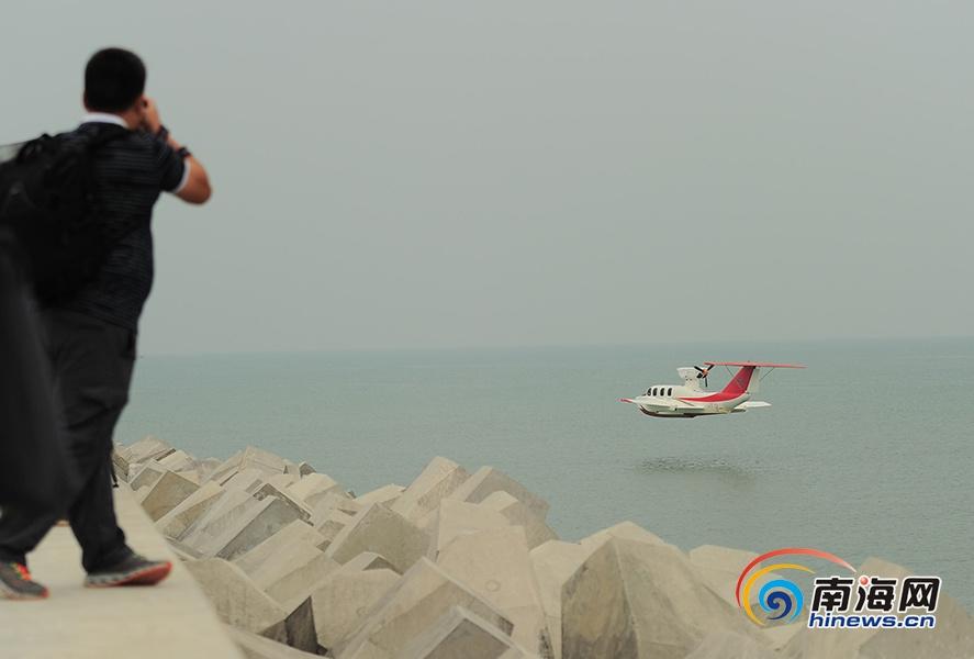 三亜に登場した「空飛ぶ船」、7人乗りで最大速度は時速210キロ　海南省